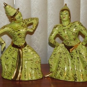 Collectible ASIAN JAPANESE MAN & WOMAN FIGURINES